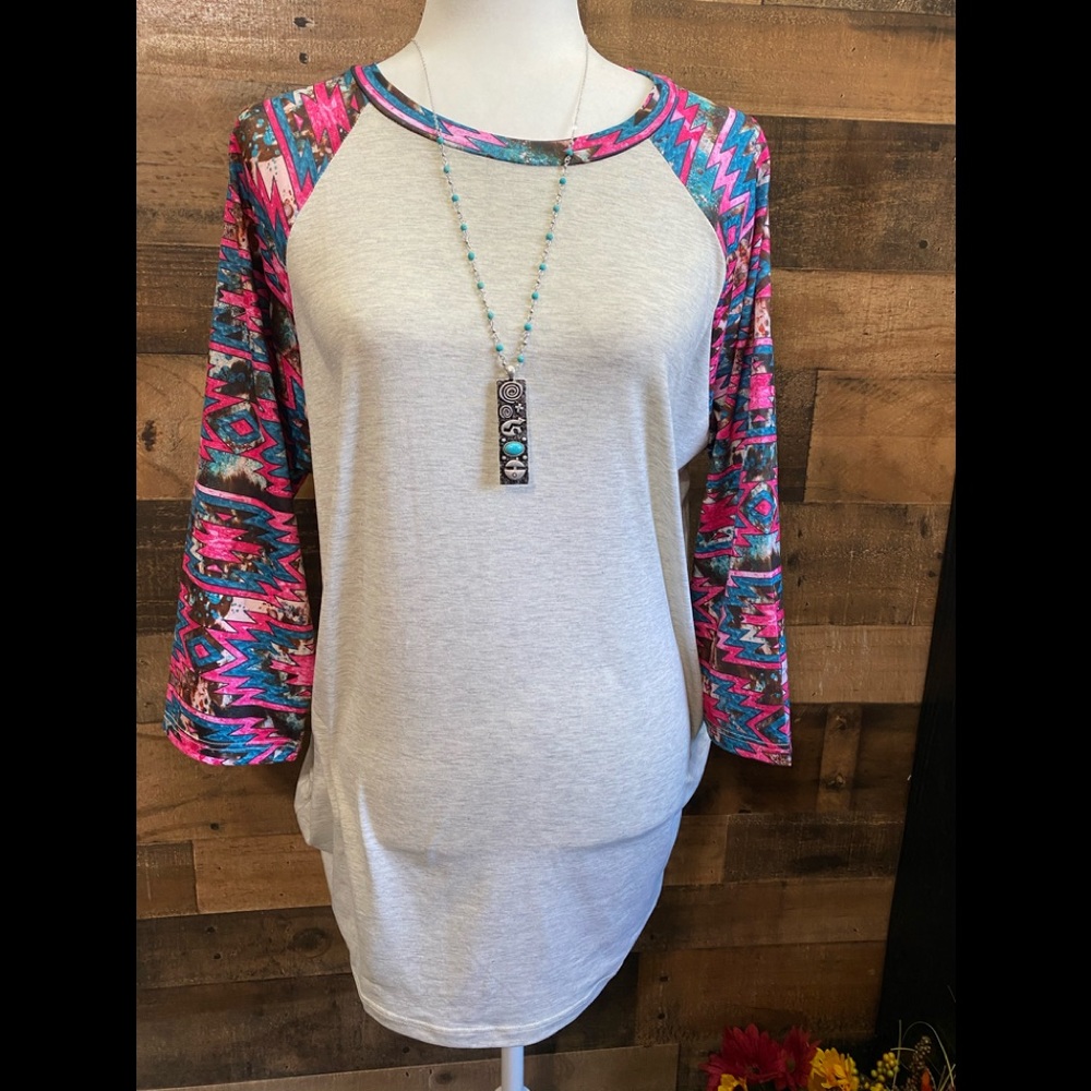 NEW Large 3/4 sleeve Ragland Tshirt